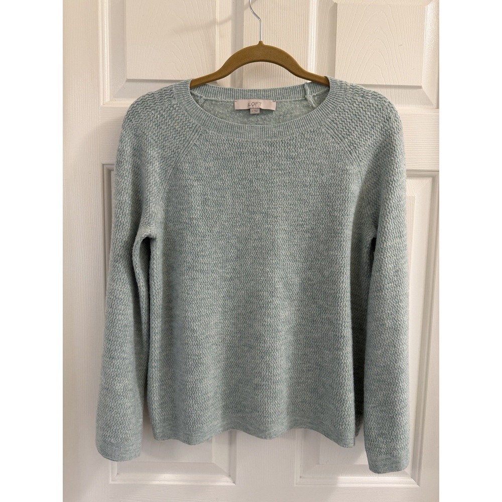 Women's Loft Sweater Long Sleeves Medium Green Classic Casual
